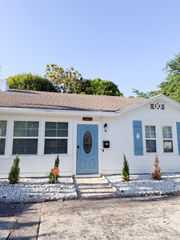 521 Hampton Road, West Palm Beach, FL 33405