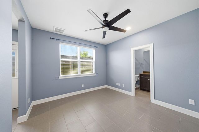 2702 Eado Grove Lane, Houston, TX 77003