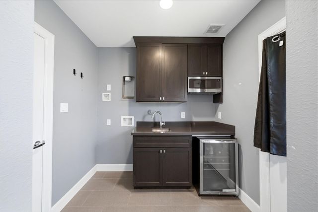 2702 Eado Grove Lane, Houston, TX 77003