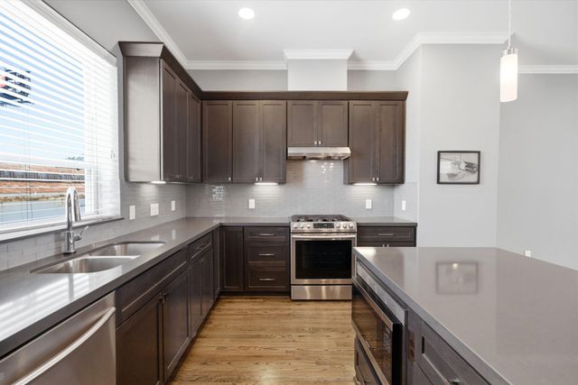 2702 Eado Grove Lane, Houston, TX 77003