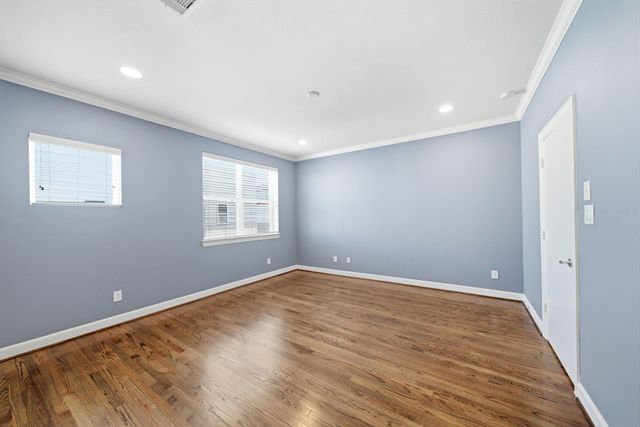 2702 Eado Grove Lane, Houston, TX 77003