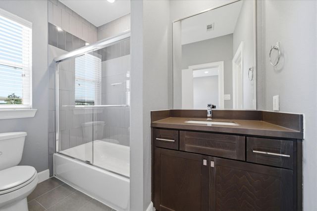 2702 Eado Grove Lane, Houston, TX 77003