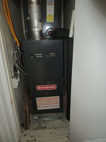 8842 Meadow Trace, San Antonio, TX 78250