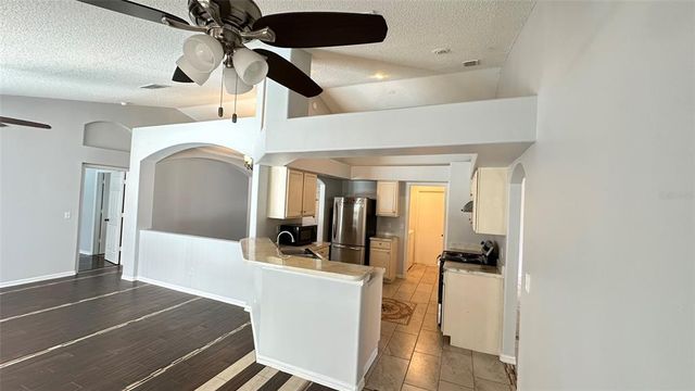 28818 MIDNIGHT STAR LOOP, Wesley Chapel, FL 33543