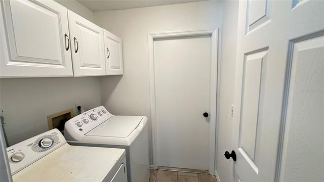 28818 MIDNIGHT STAR LOOP, Wesley Chapel, FL 33543