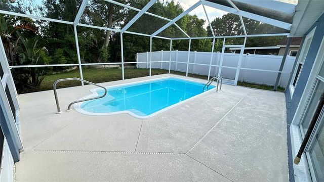 28818 MIDNIGHT STAR LOOP, Wesley Chapel, FL 33543