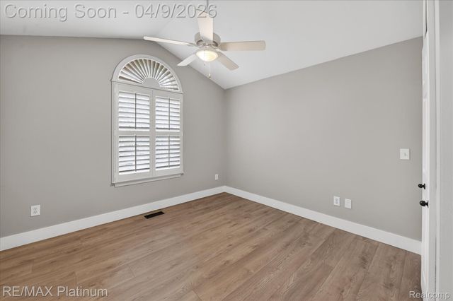 230 Leith Street, Brighton, MI 48116