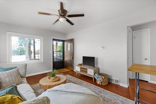 3368 S Chase AVENUE, Milwaukee, WI 53207