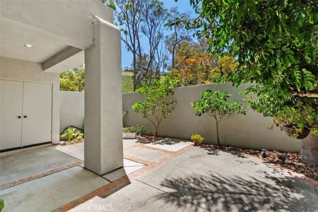 3 Haggerston Aisle, Irvine, CA 92603