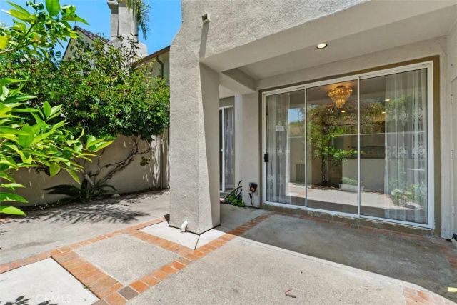 3 Haggerston Aisle, Irvine, CA 92603