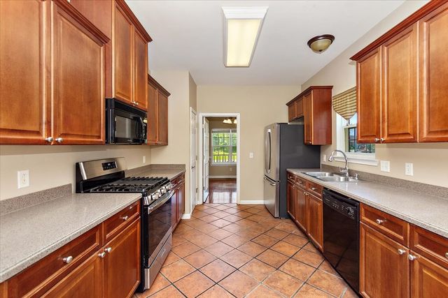 219 Thelma Dr, Bell Buckle, TN 37020