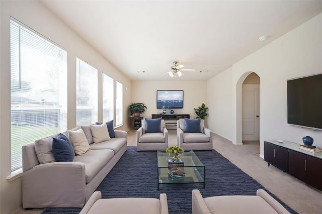 19207 Dillsbury Court, Katy, TX 77449