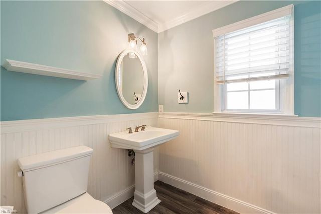 412 Peachtree LN, Yorktown, VA 23693