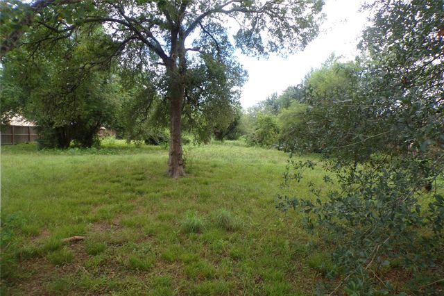 1008 Brooks Avenue, Rosenberg, TX 77471