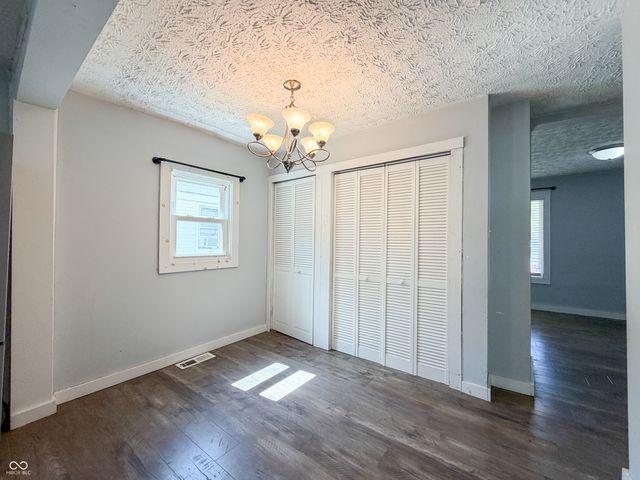 3221 S McClure Street, Indianapolis, IN 46221