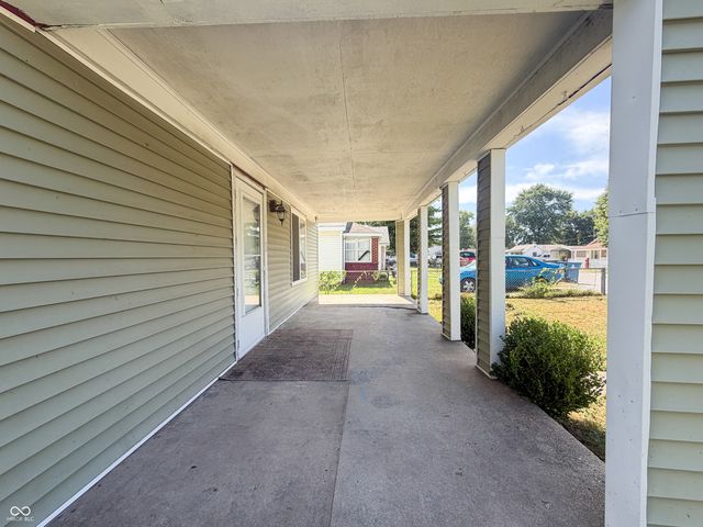 3221 S McClure Street, Indianapolis, IN 46221