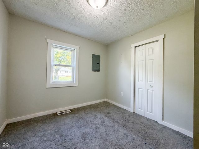 3221 S McClure Street, Indianapolis, IN 46221