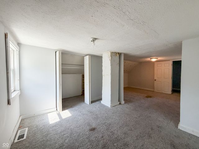 3221 S McClure Street, Indianapolis, IN 46221