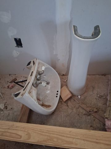 219 General Buckner Dr, Dover, TN 37058