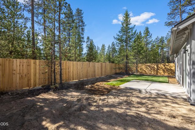 16633 Neil Lane Lot 15, La Pine, OR 97739