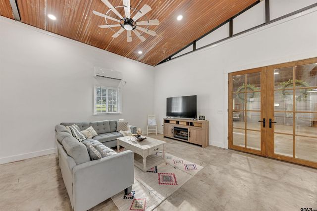 800 SW 9th, Cooper, TX 75432