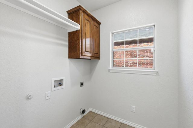 1142 Story Book Lane, Weatherford, TX 76086