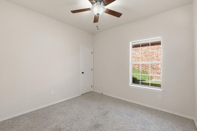 1142 Story Book Lane, Weatherford, TX 76086