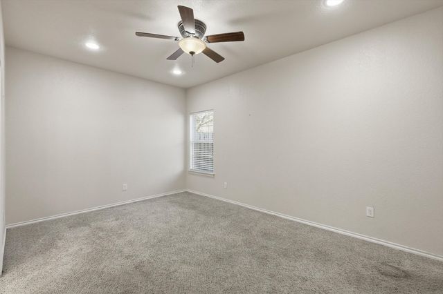 1142 Story Book Lane, Weatherford, TX 76086