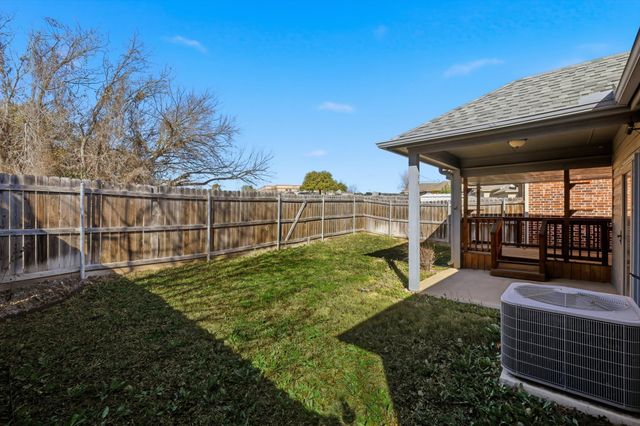 1142 Story Book Lane, Weatherford, TX 76086