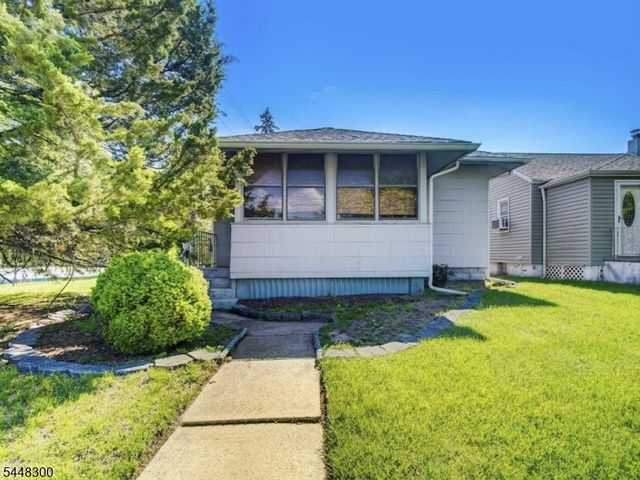 101 Lower Rd, Linden City, NJ 07036
