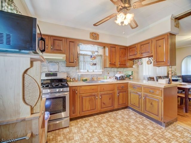 101 Lower Rd, Linden City, NJ 07036