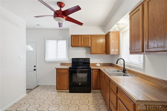 1321 Woodley Road, Dayton, OH 45403