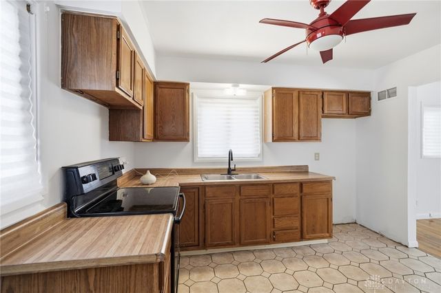 1321 Woodley Road, Dayton, OH 45403