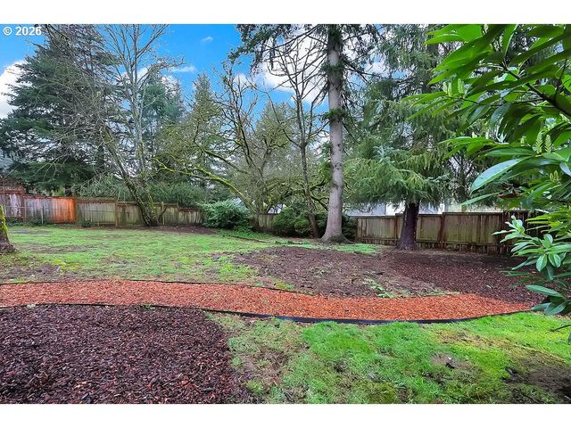 5537 Sw FLORIDA St, Portland, OR 97219