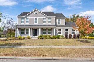 6646 Regal Woods Drive, Hudson, OH 44236