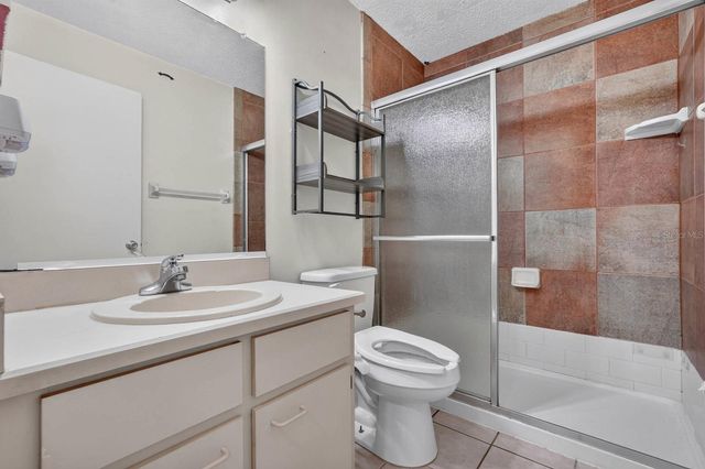 20 LAKE MEADOW WAY, Ormond Beach, FL 32174