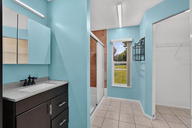 20 LAKE MEADOW WAY, Ormond Beach, FL 32174