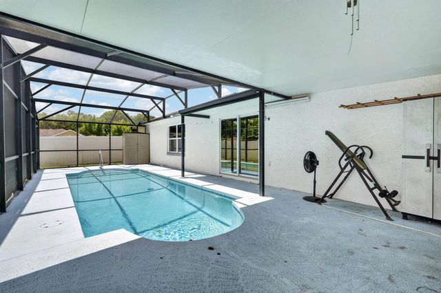 20 LAKE MEADOW WAY, Ormond Beach, FL 32174