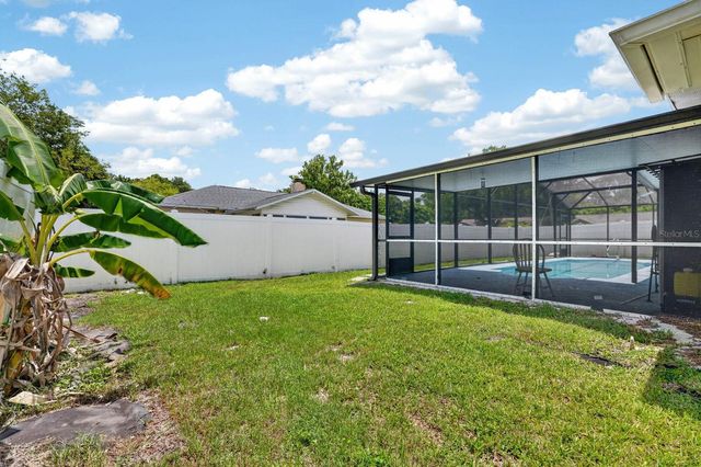 20 LAKE MEADOW WAY, Ormond Beach, FL 32174