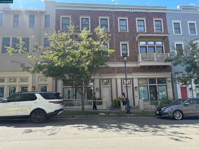 2144 Railroad Ave, Hercules, CA 94547