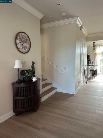 2144 Railroad Ave, Hercules, CA 94547