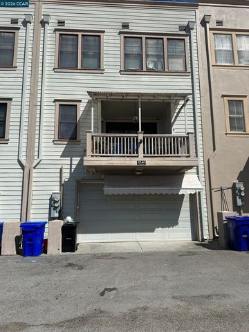 2144 Railroad Ave, Hercules, CA 94547