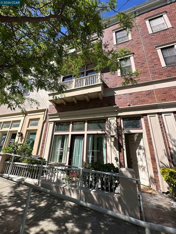 2144 Railroad Ave, Hercules, CA 94547