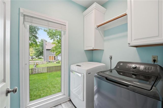 5210 W 157th Terrace, Overland Park, KS 66224