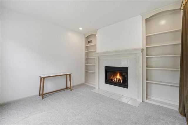 5210 W 157th Terrace, Overland Park, KS 66224
