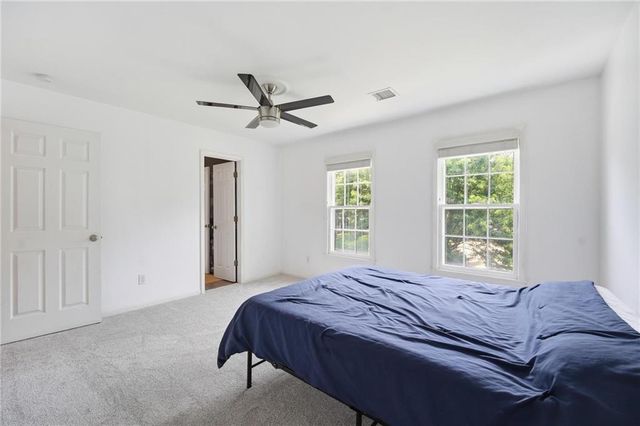 5210 W 157th Terrace, Overland Park, KS 66224
