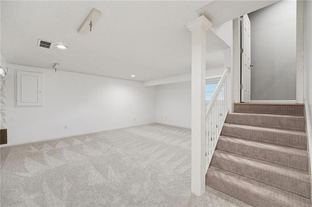 5210 W 157th Terrace, Overland Park, KS 66224