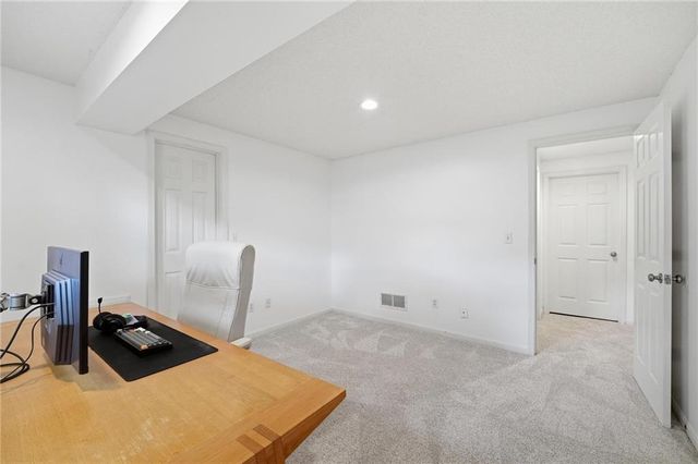 5210 W 157th Terrace, Overland Park, KS 66224
