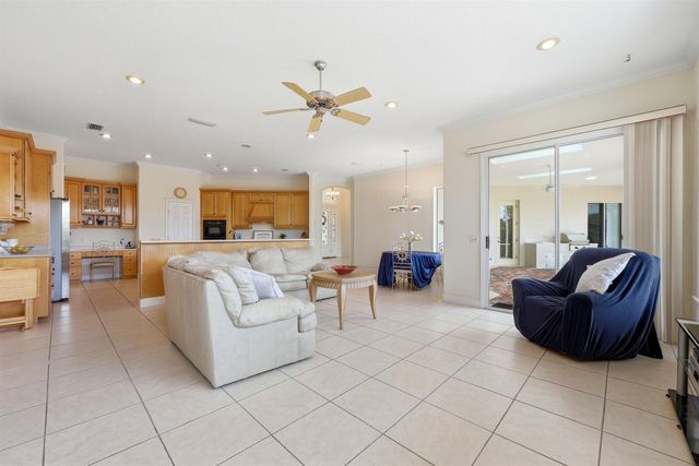 249 Fiddlers Point Dr, St Augustine, FL 32080