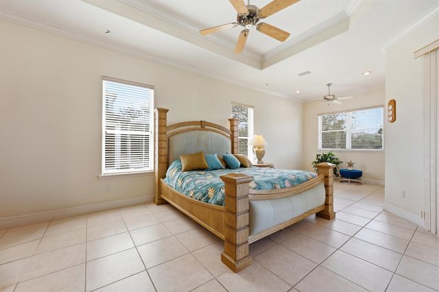 249 Fiddlers Point Dr, St Augustine, FL 32080